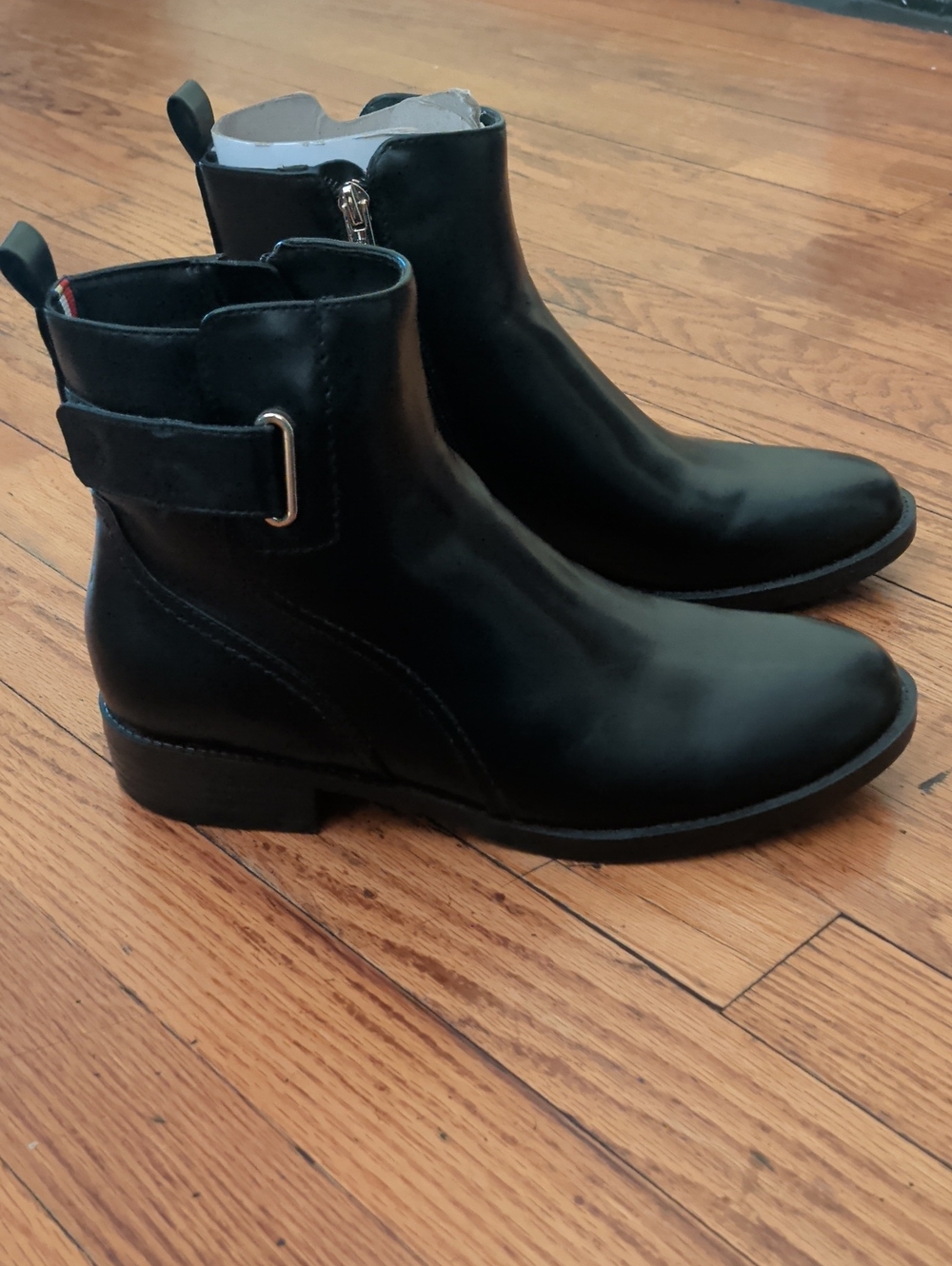 Tommy Hilfiger Women's Black Ankle Boots with Side Zipper